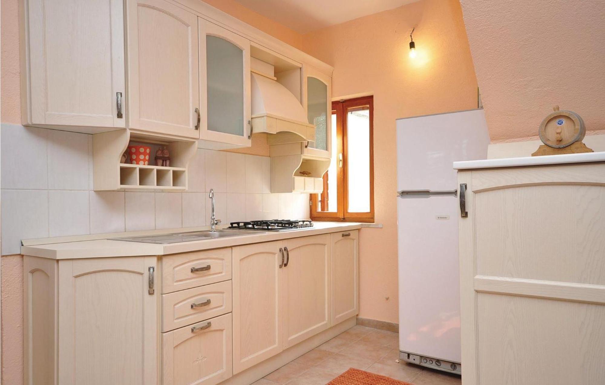 Pet Friendly Home In Postira With Kitchen Esterno foto